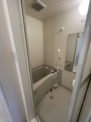 【シャワールーム】 | ウィステリア