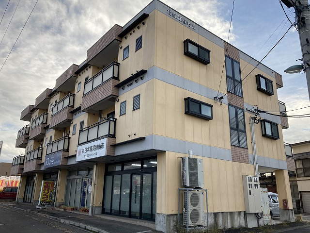 北條江俣ビルの外観