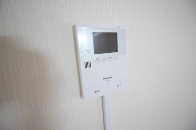 【セキュリティ】 | マンションジュエル | モニター付きインターホン