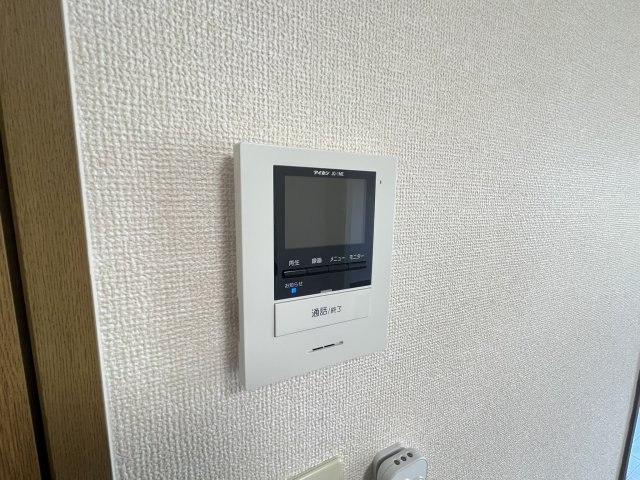 【セキュリティ】 | ハイカムール松井 | モニター付きインターホンです