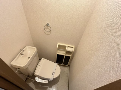 【トイレ】 | ハイカムール松井 | 落ち着いたトイレです