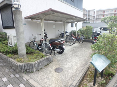 【その他共用部分】 | ティエラ甲東園 | 駐輪スペースです