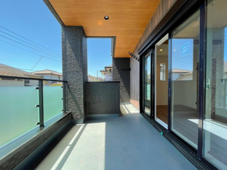 【バルコニー】