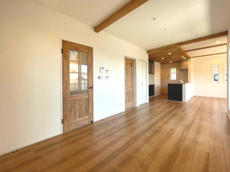 【居間・リビング】