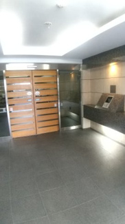 【エントランス】 | 自動ドアつきのオートロックです。