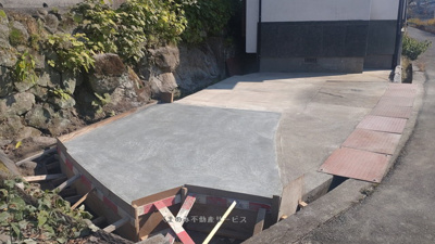 【駐車場】 | 日高町鳥越貸家 | 駐車スペースもあります
日高町鳥越貸家　2020年12月11日撮影