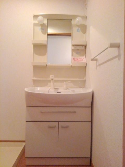 サニー・レジデンスの独立洗面台