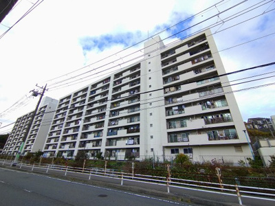 【外観】 | 【売主直売】六浦荘団地Ｂ棟 | 総戸数１８８戸、昭和４６年２月築、管理費用が抑えられる自主管理♪