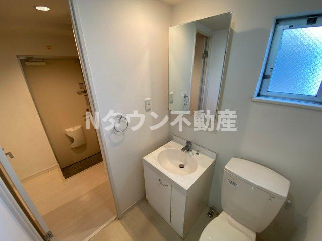 【独立洗面台】 | コーチ上飯田 | 独立洗面台あり、毎朝おしゃれに忙しい女性の方におすすめです