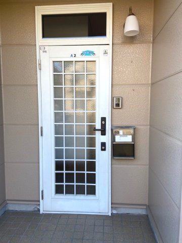 テラスハウスかわぐちAのエントランス