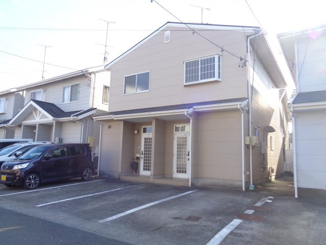 テラスハウスかわぐちAの外観