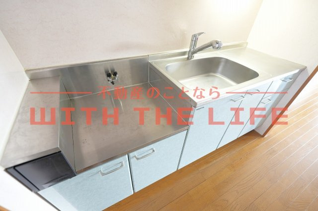 EKビル【キャッシュバック対象物件】のキッチン|きれいなキッチンです