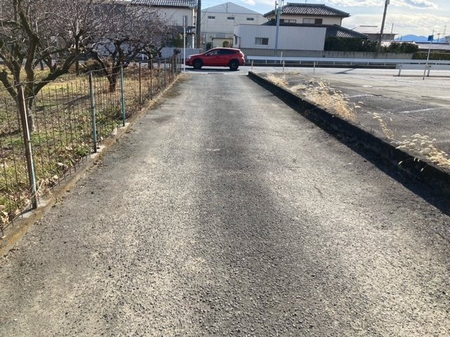 高崎市京目町　売地の前面道路含む現地写真|高駒線京目町交差点からすぐ、見通しも良好です。