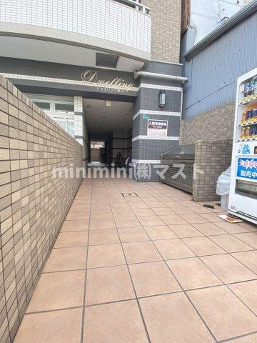 ドゥエリング桜川のエントランス