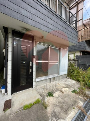 【エントランス】 | 東大阪市六万寺町1丁目戸建