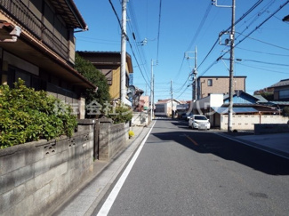 【前面道路含む現地写真】