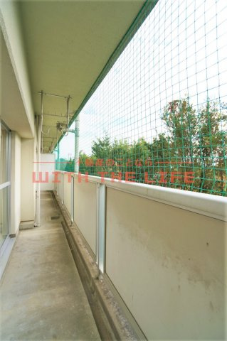 ビレッジハウス八女室岡【10,000円キャッシュバック対象物件】のバルコニー|暖かな日差しのふりそそぐバルコニー