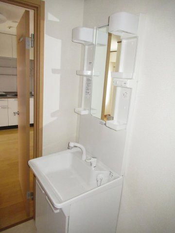 YMO旅篭町の独立洗面台