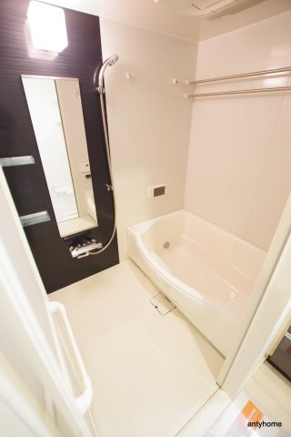 ノルデンハイム江坂2 仲介手数料無料の浴室