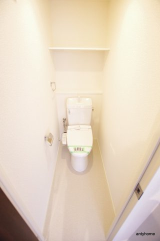 ノルデンハイム江坂2 仲介手数料無料のトイレ