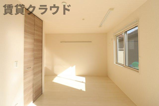 メゾンエミールⅠの洋室|明日を自由に『Asfree』賃貸クラウド千葉蘇我店です！