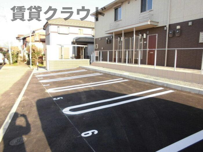 メゾンエミールⅠの駐車場|駐車スペースもあります
