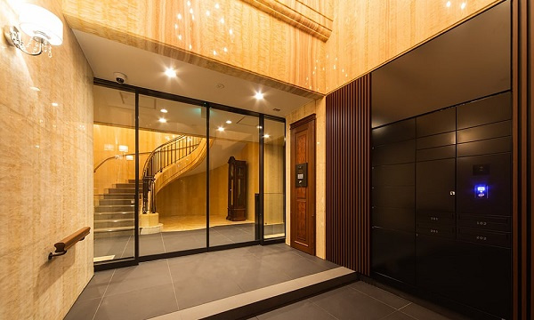 港区赤坂８丁目の賃貸マンションのその他|エントランス