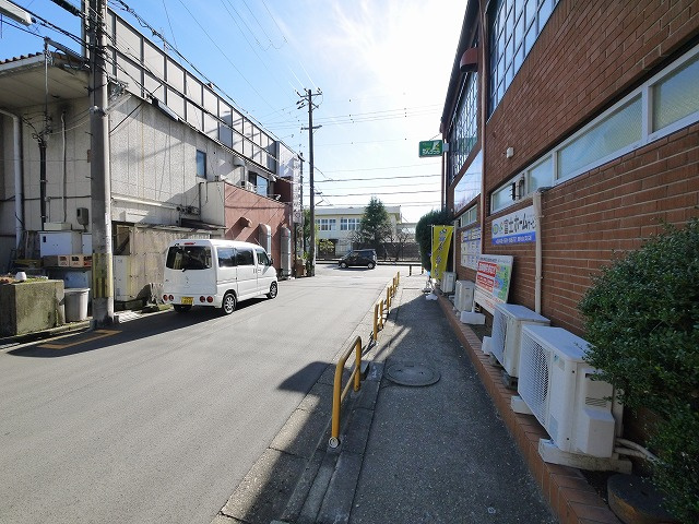 富士ハイツ筒井の駐車場