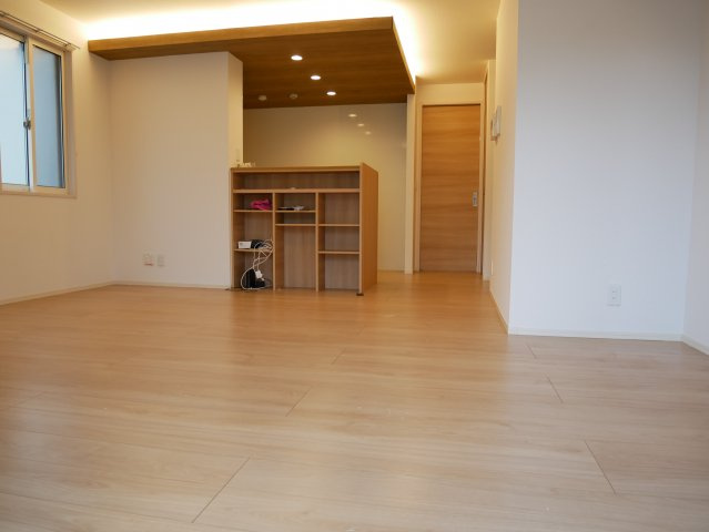 【居間・リビング】 | ヴィエン南田辺Ⅱ
