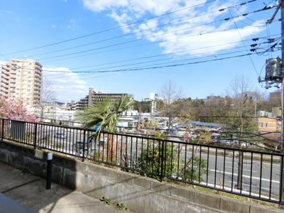 【展望】 | サンヒルズ八乙女 | 1階でも人通りが気になりません。