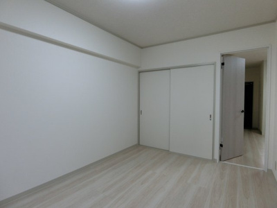 【洋室】 | シェーンハイト