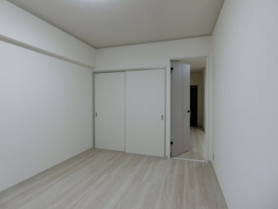 【洋室】 | シェーンハイト