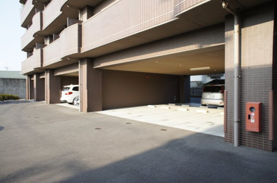 【駐車場】 | パルデンス・エコノ７