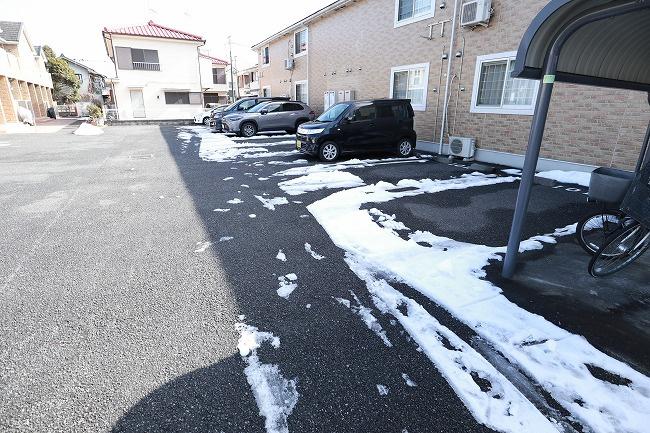 クレメントヒルⅡの駐車場