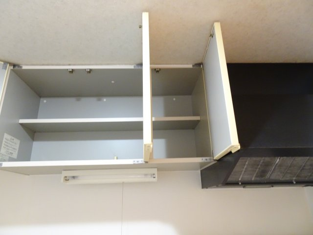 プチシャトー楽田のキッチン