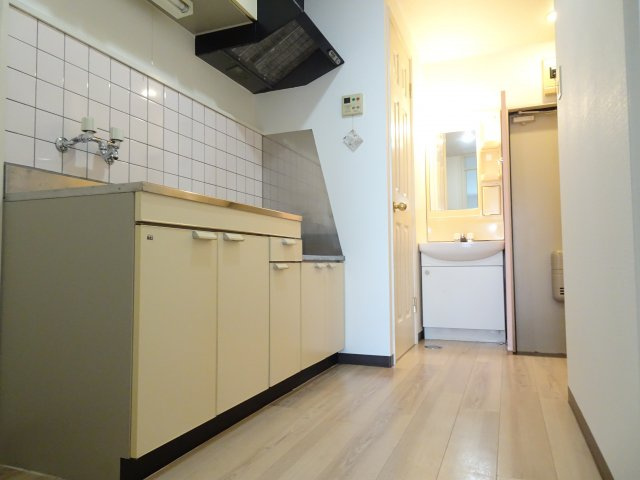 プチシャトー楽田のキッチン