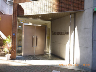 【エントランス】