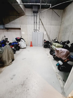 【駐車場】 | アルザブルータワー