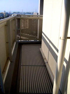 【バルコニー】 | アルザブルータワー