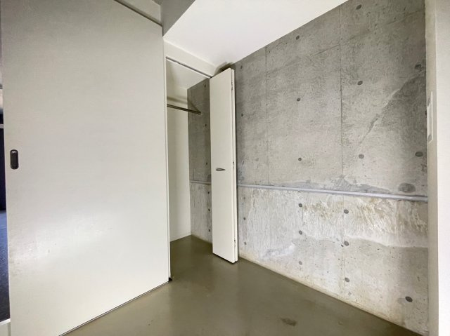 ＰＳＲ矢作町の内装|打ちっぱなしの内装です　防音性に優れております