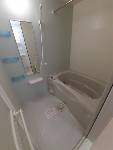 【浴室】 | カラー | 落ち着いた空間のお風呂です