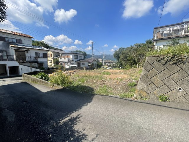 荻・売地南西角地の外観|建物外観を気になさる方へ、見た目の良い物件です