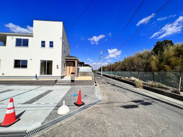 内郷高坂町２丁目第1の前面道路含む現地写真|前面道路含む現地写真です