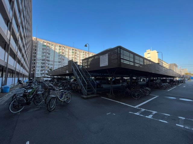 旭コーポの駐車場