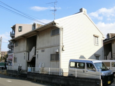 【外観】 | アネックス日吉A | 複数沿線利用できる「日吉」駅まで徒歩圏内！1フロア2住戸で快適な2階建てアパートです♪スーパーやコンビニが近くてお買物にも便利な立地☆