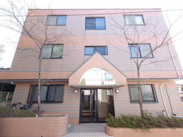 サンブリッジ弐番館の外観