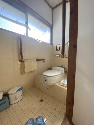 【トイレ】 | 宇土市網津町 | ☆窓付きですので換気がしやすいですね☆