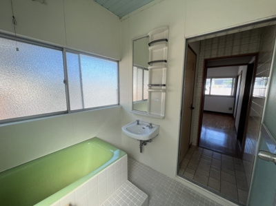 【浴室】 | 明治町1丁目貸家