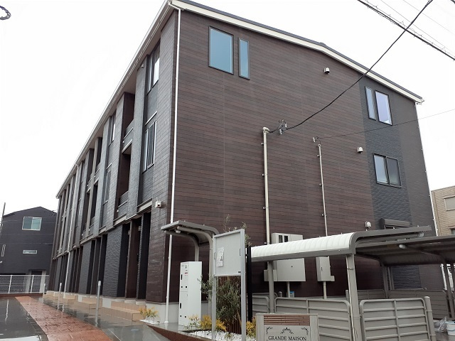 GRANDE　MAISON