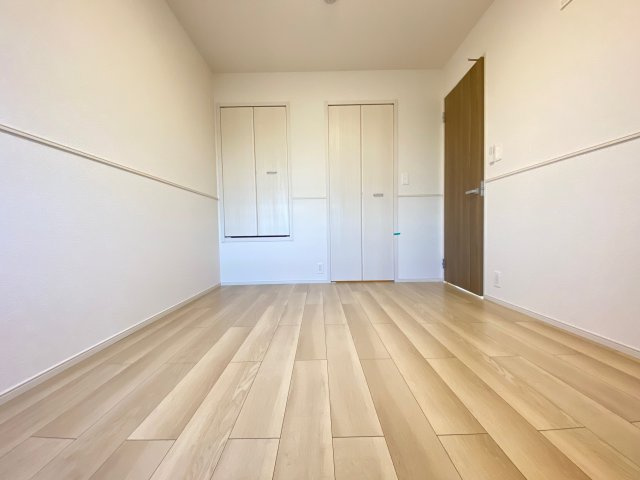 ゼフィランサスの子供部屋|同物件反転タイプ